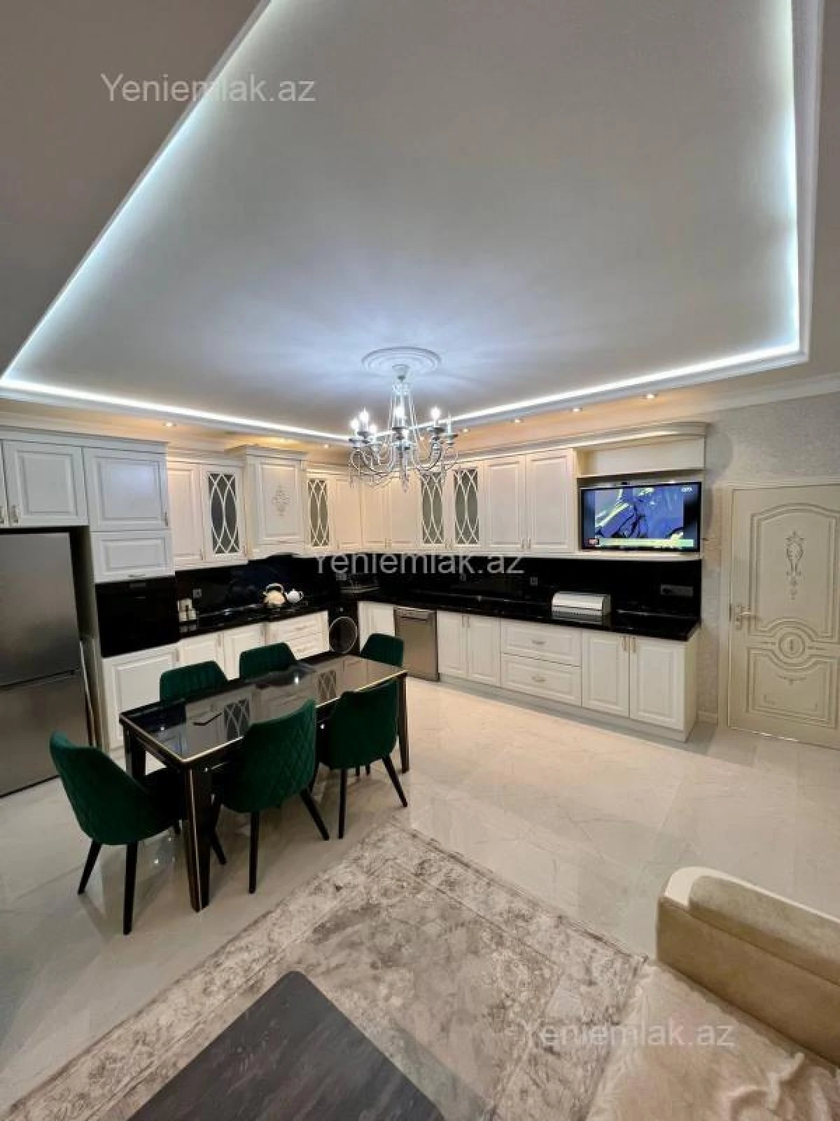 Satılır 4 otaqlı yeni tikili 180 m²