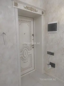 Satılır 4 otaqlı yeni tikili 180 m²