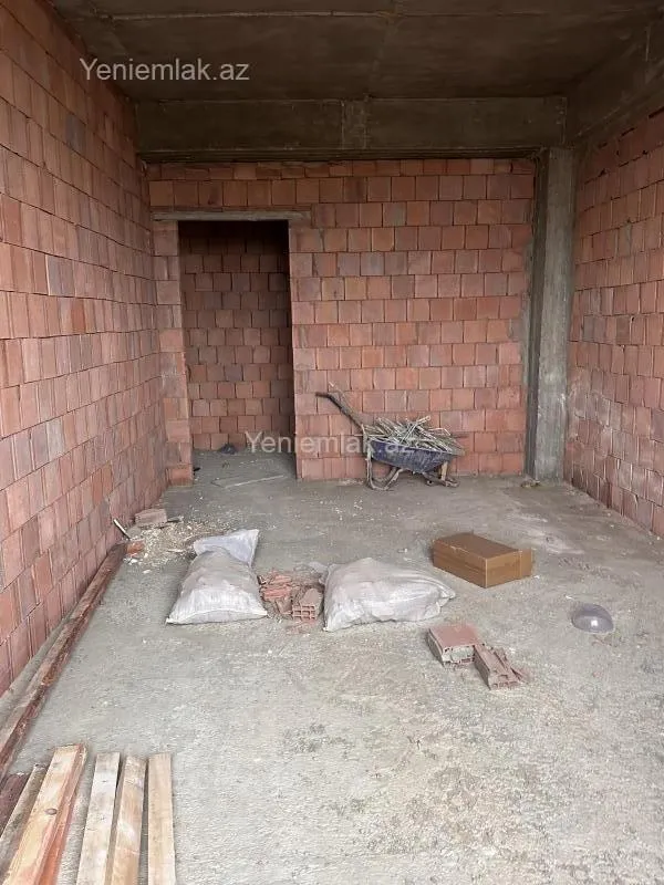 Satılır 1 otaqlı yeni tikili 54 m²