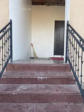 Satılır 6 otaqlı həyət evi 200 m²