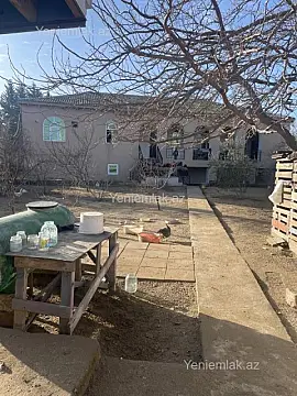 Satılır 6 otaqlı həyət evi 200 m² — Abşeron, Novxanı 6 otaq 200.00 m²