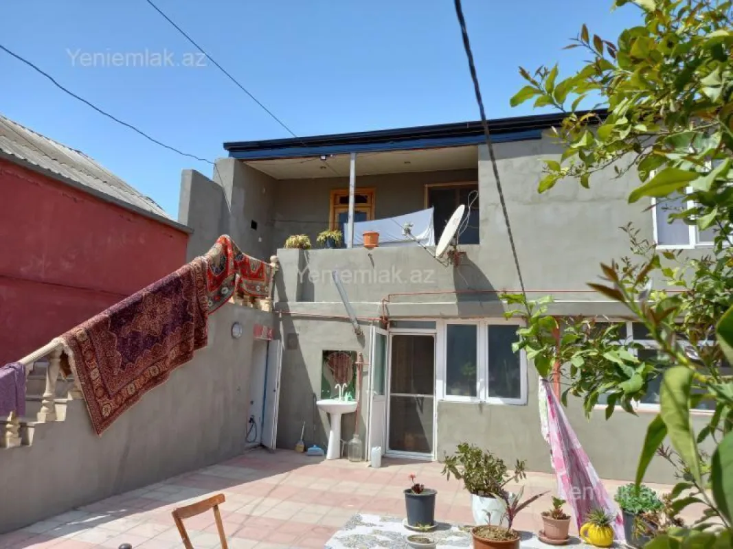Satılır 7 otaqlı həyət evi 170 m²