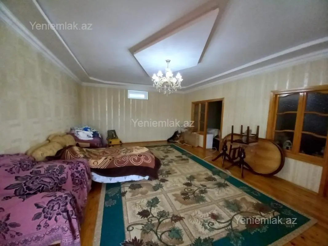 Satılır 7 otaqlı həyət evi 170 m²