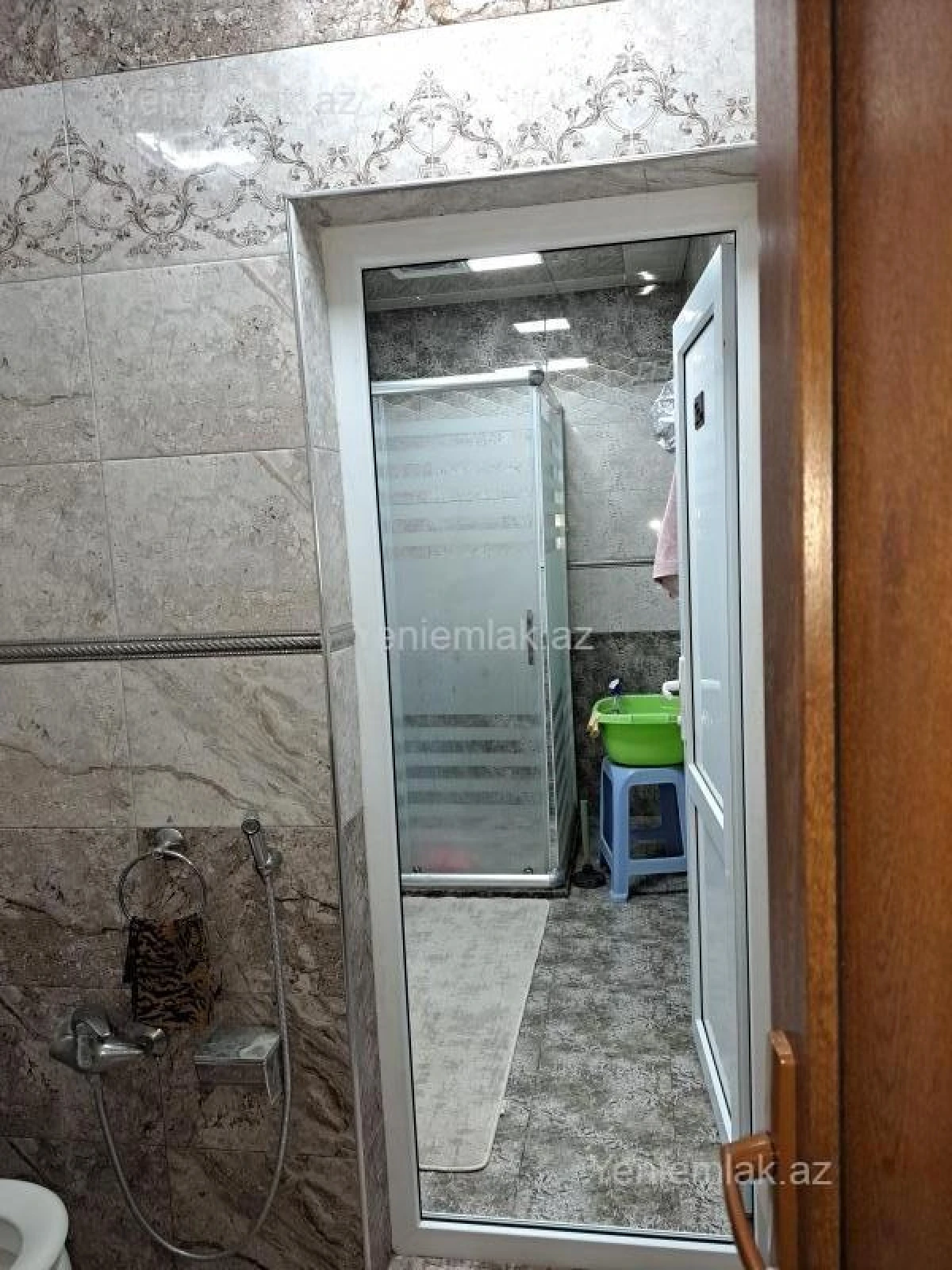 Satılır 7 otaqlı həyət evi 280 m²
