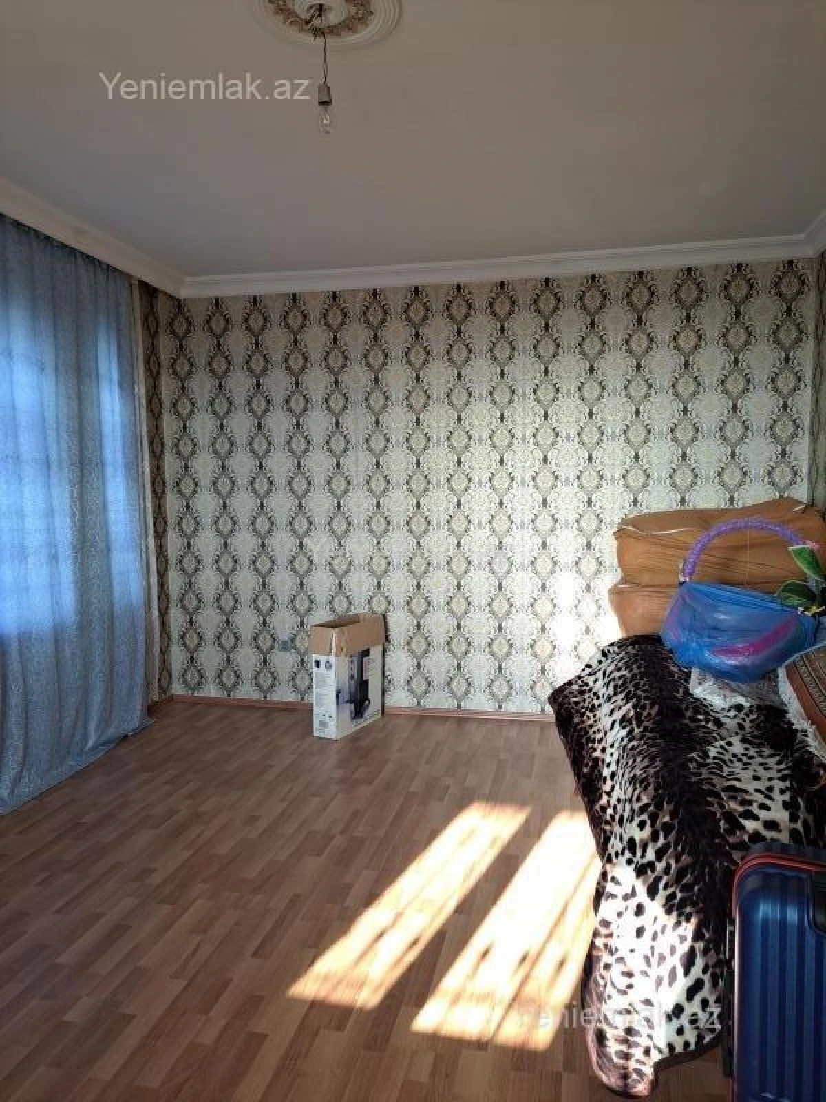 Satılır 7 otaqlı həyət evi 280 m²