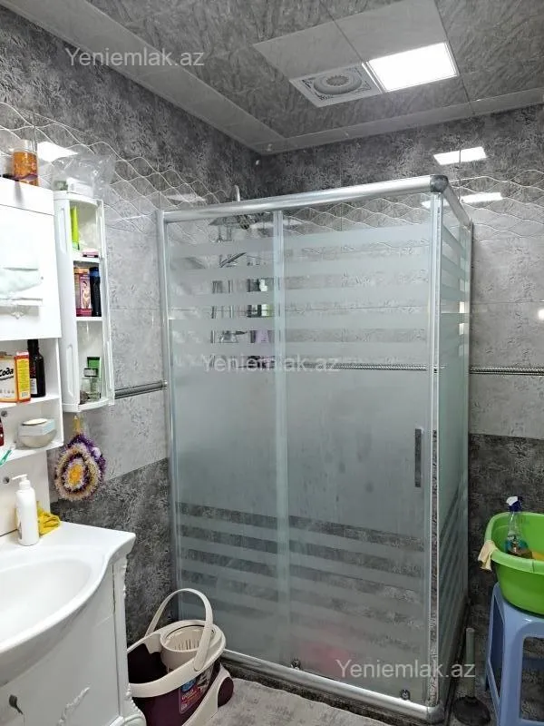 Satılır 7 otaqlı həyət evi 280 m²