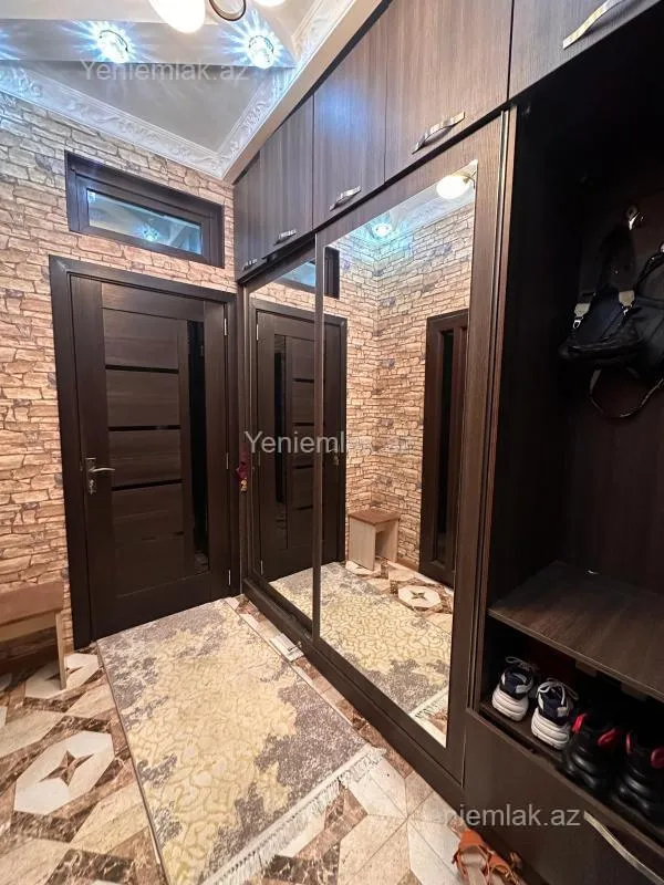 Satılır 2 otaqlı yeni tikili 100 m²