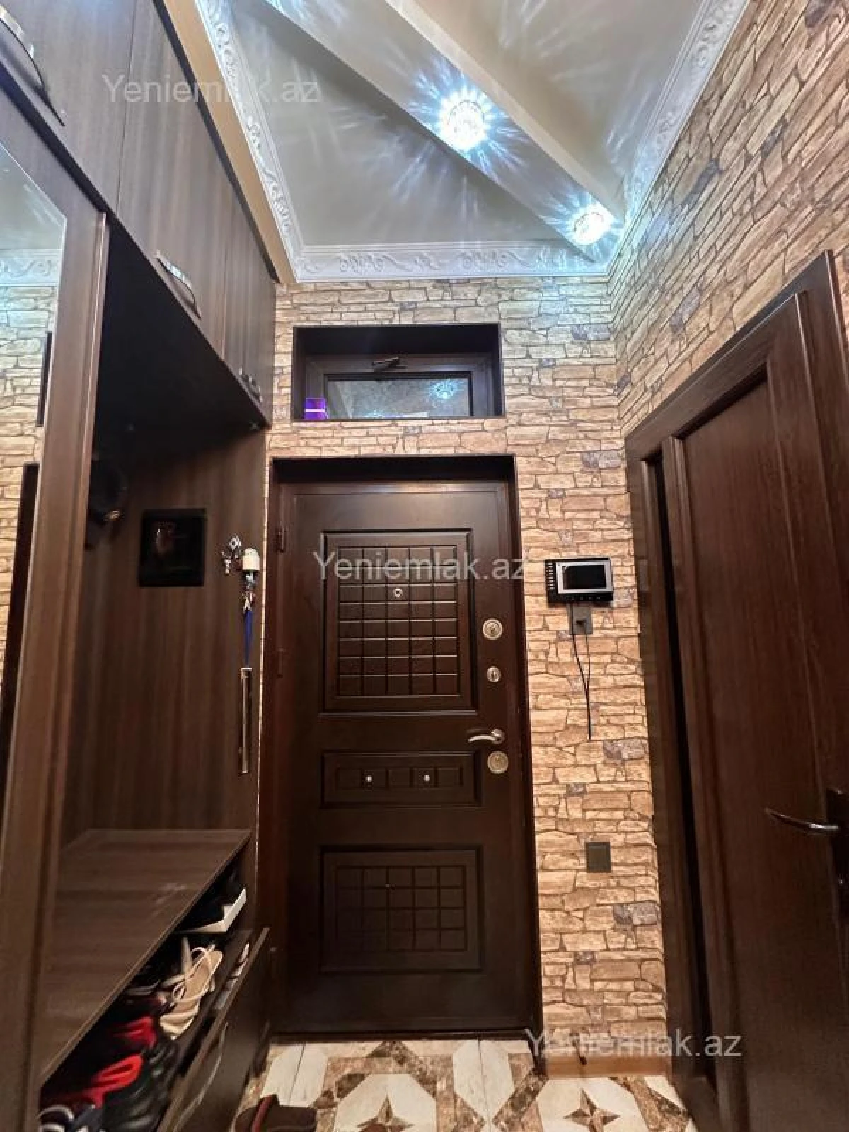 Satılır 2 otaqlı yeni tikili 100 m²