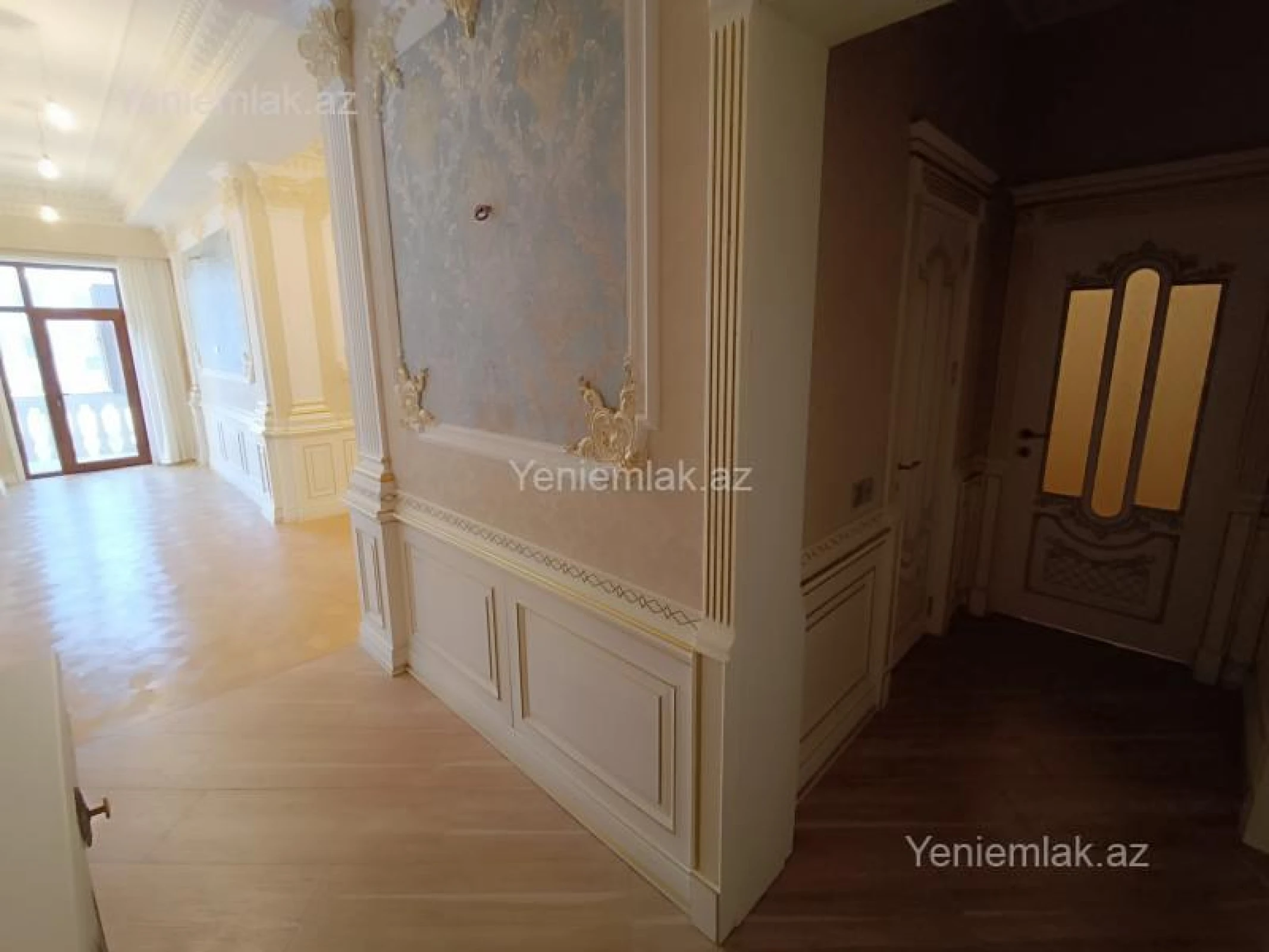 Satılır 4 otaqlı yeni tikili 160 m²