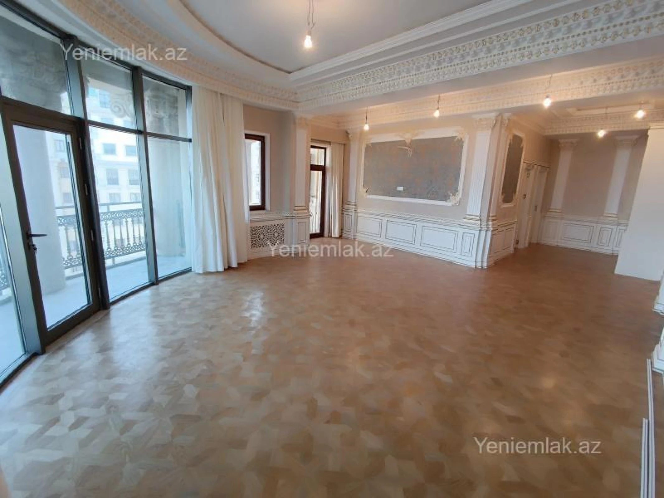 Satılır 4 otaqlı yeni tikili 160 m²