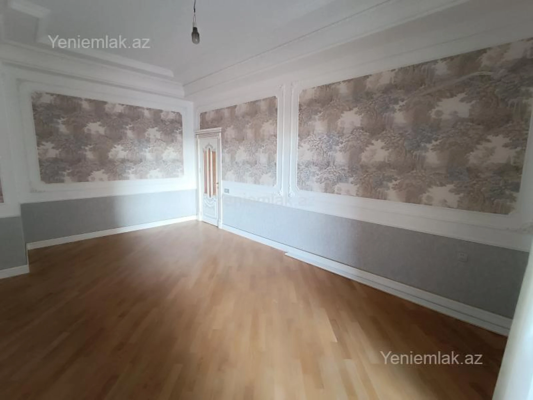 Satılır 4 otaqlı yeni tikili 160 m²