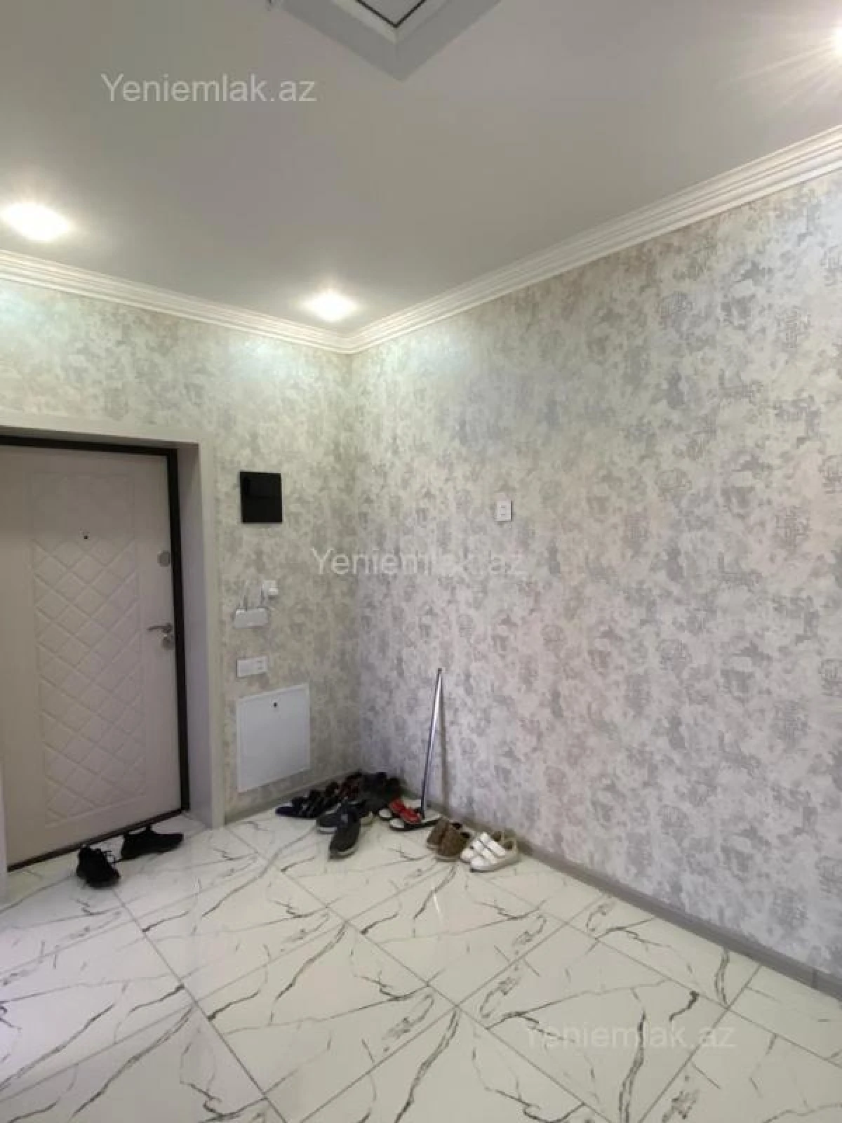 Satılır 3 otaqlı yeni tikili 83 m²