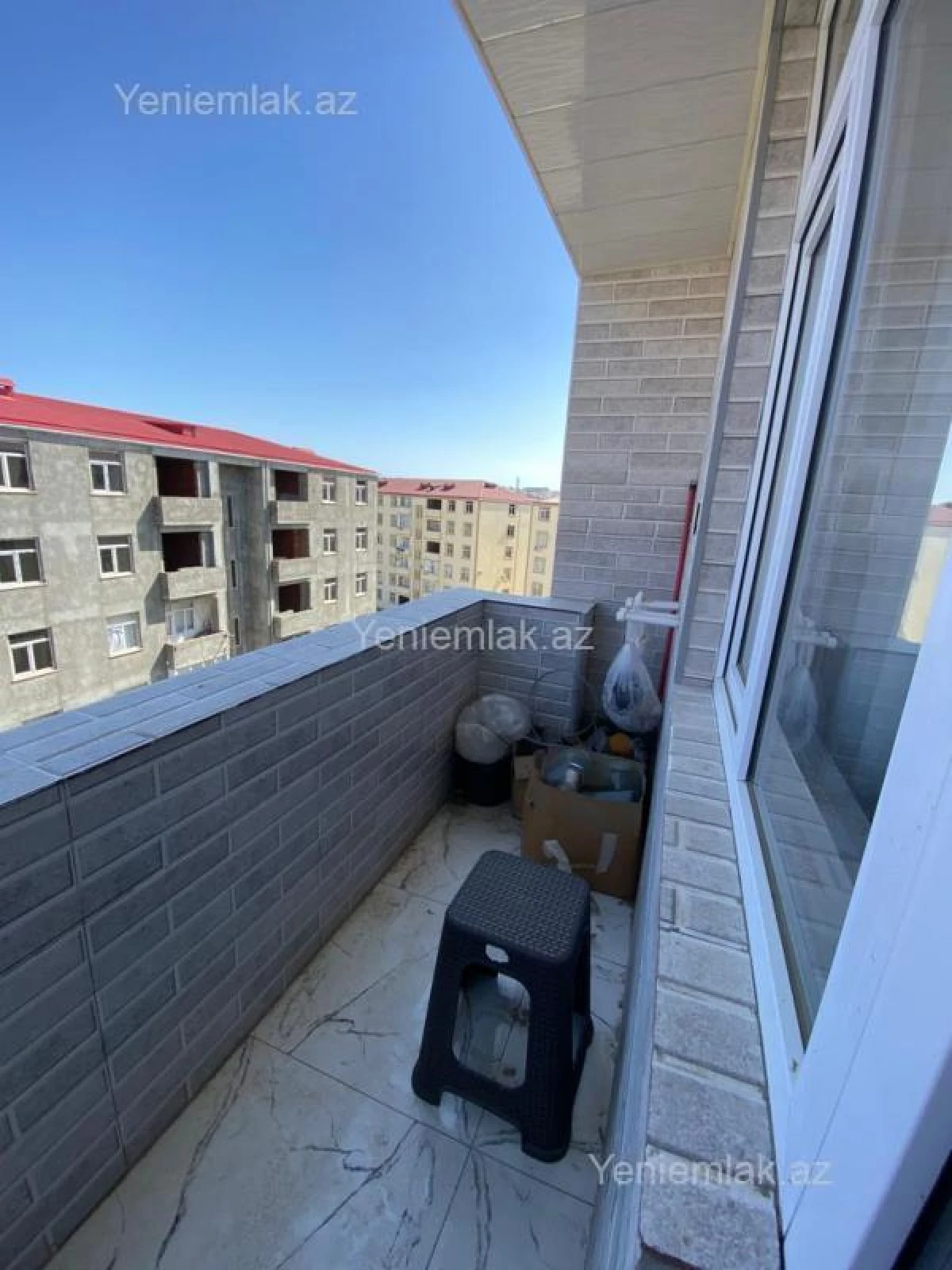Satılır 3 otaqlı yeni tikili 83 m²