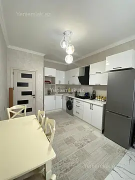 Satılır 3 otaqlı yeni tikili 83 m²