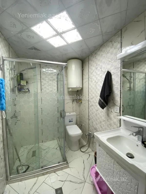 Satılır 3 otaqlı yeni tikili 83 m²