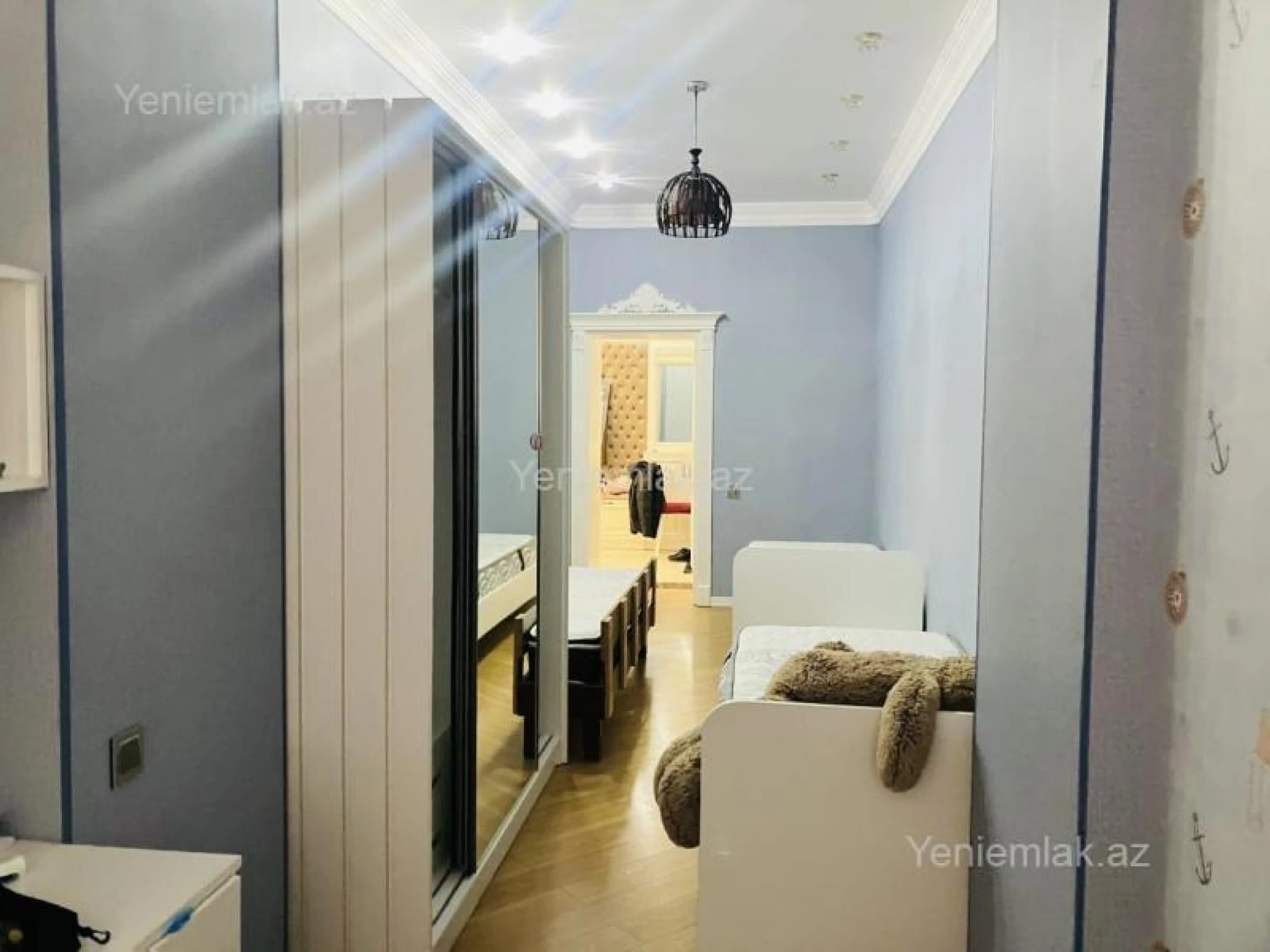 Satılır 3 otaqlı yeni tikili 137.5 m²
