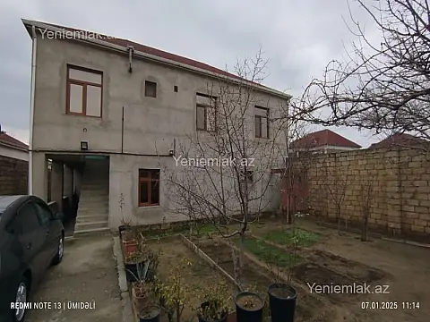 Satılır 8 otaqlı həyət evi 220 m²