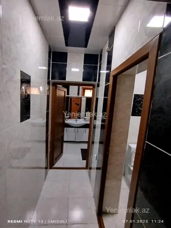 Satılır 8 otaqlı həyət evi 220 m²