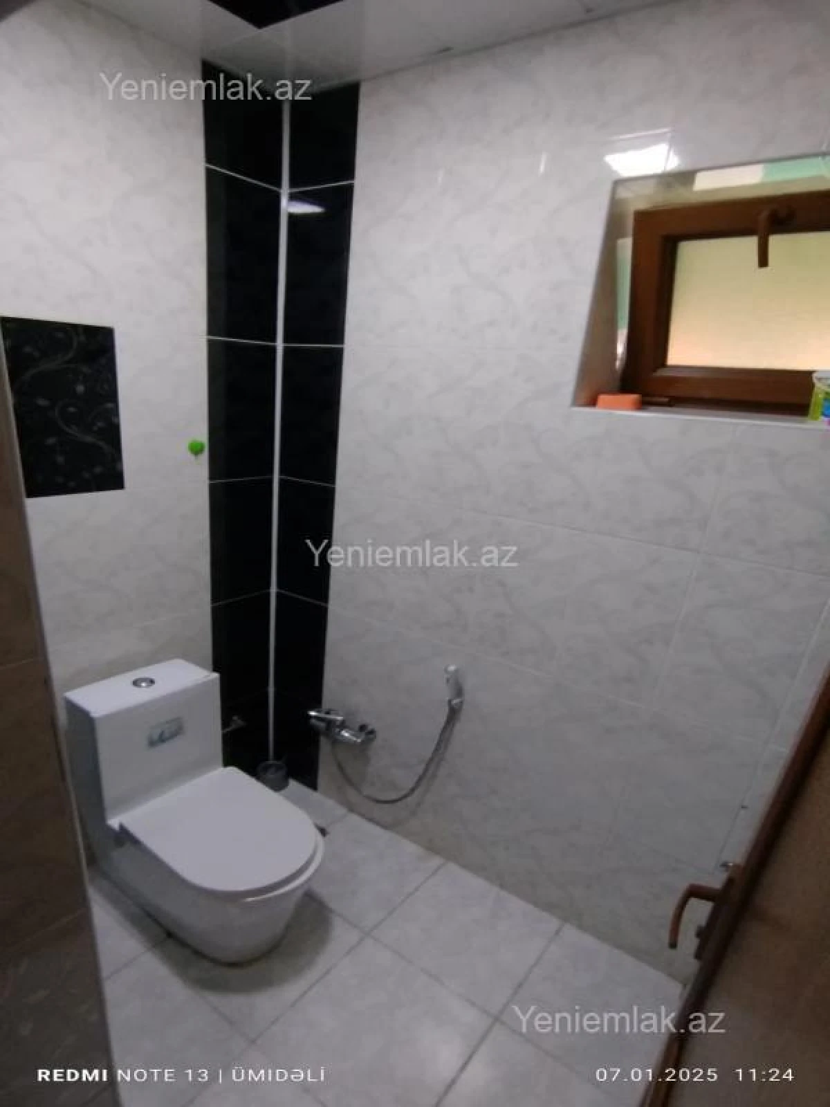 Satılır 8 otaqlı həyət evi 220 m²