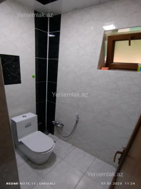 Satılır 8 otaqlı həyət evi 220 m²