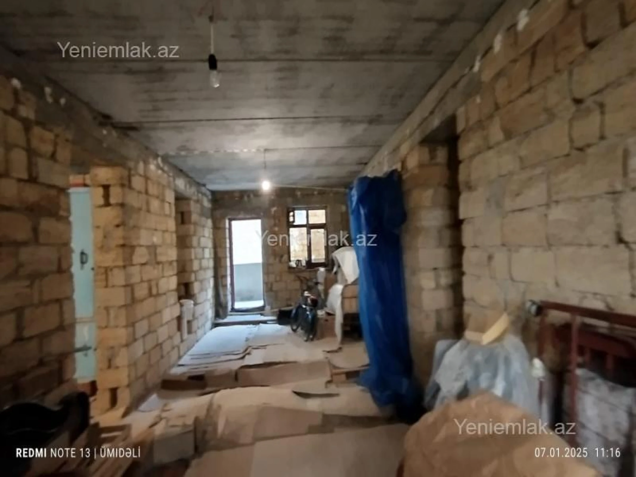 Satılır 8 otaqlı həyət evi 220 m²