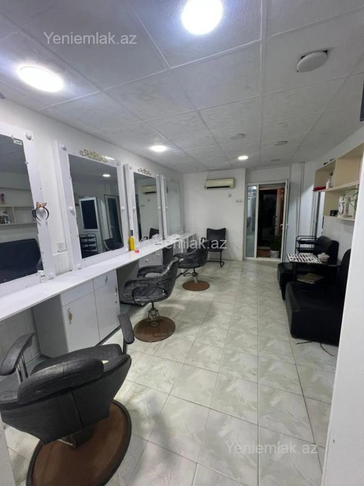 Satılır 3 otaqlı obyekt 70 m²