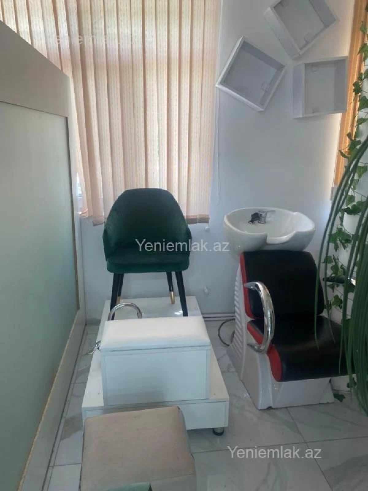 Satılır 3 otaqlı obyekt 90 m²