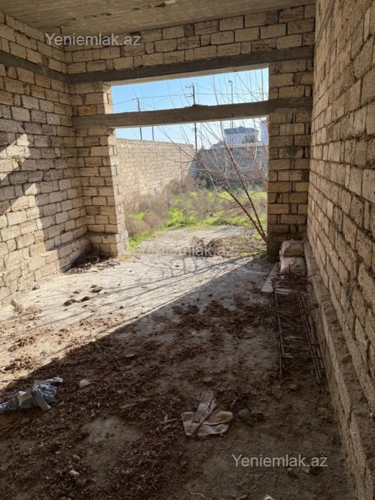 Satılır 9 otaqlı həyət evi 600 m²