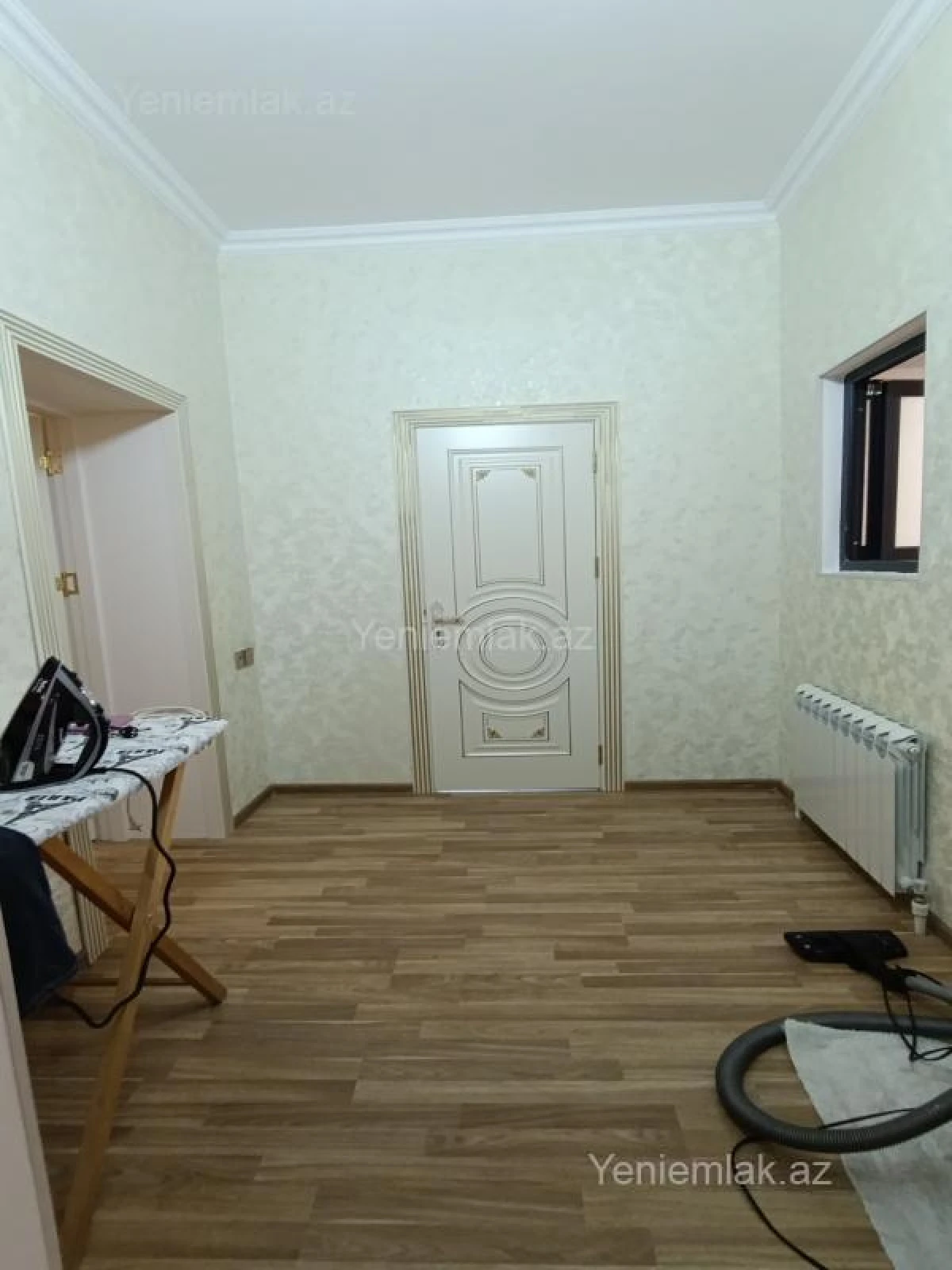 Satılır 5 otaqlı həyət evi 270 m²