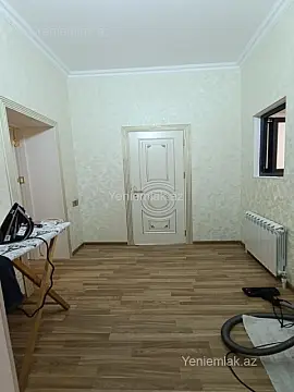 Satılır 5 otaqlı həyət evi 270 m²