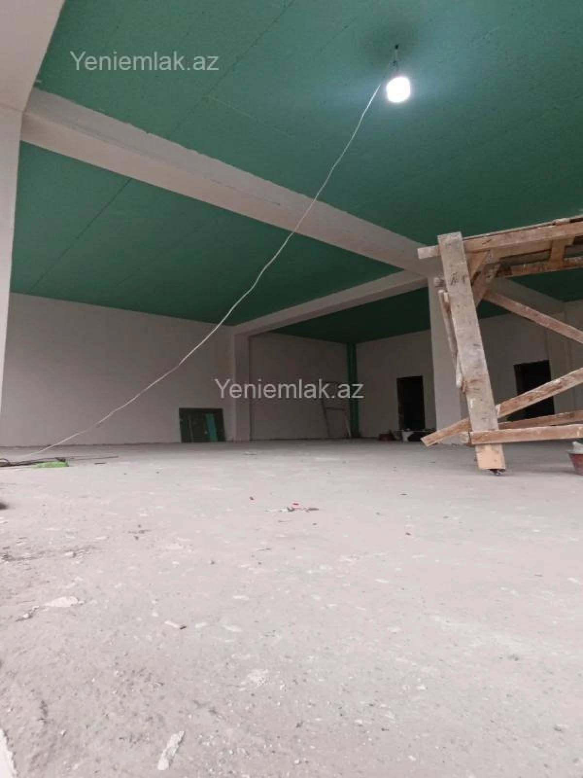 Satılır 10 otaqlı obyekt 530 m²