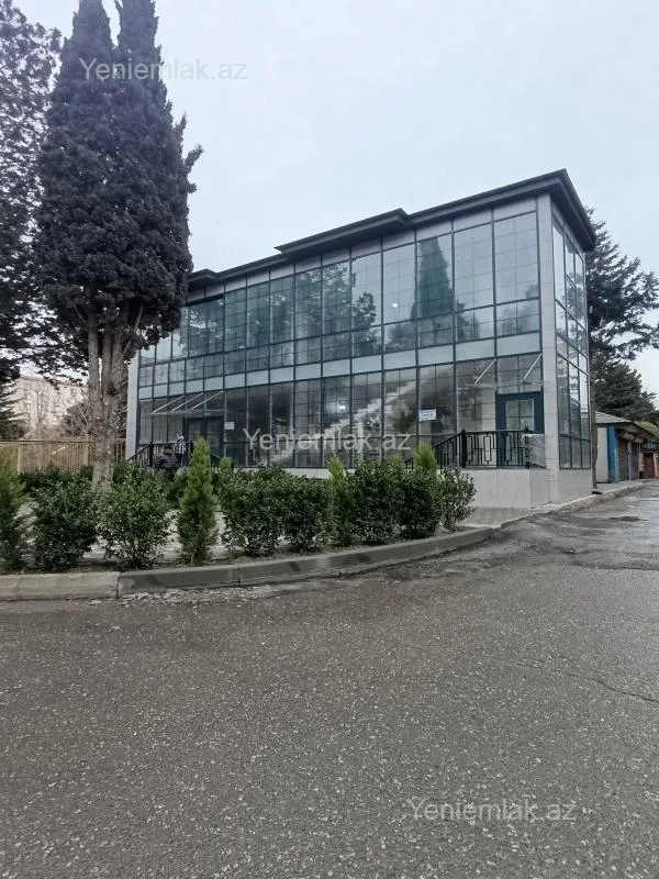 Satılır 10 otaqlı obyekt 530 m²