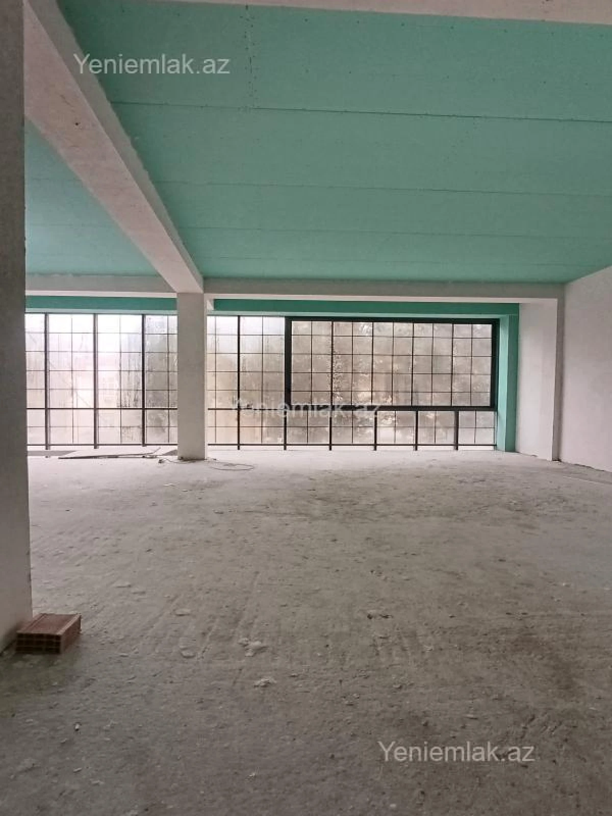 Satılır 10 otaqlı obyekt 530 m²