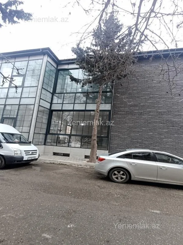 Satılır 10 otaqlı obyekt 530 m²