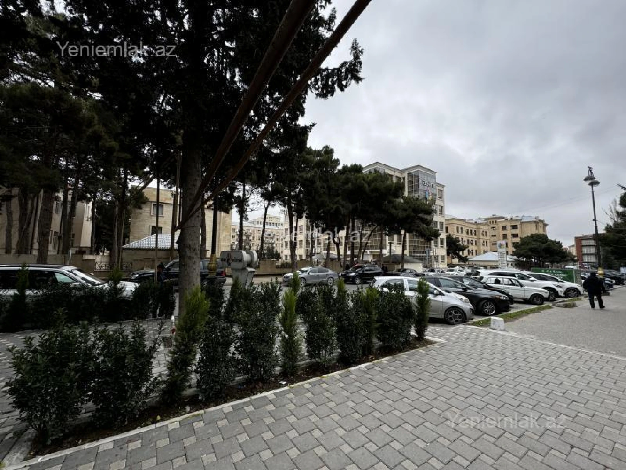 Satılır 3 otaqlı obyekt 530 m²