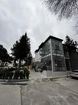 Satılır 3 otaqlı obyekt 530 m²