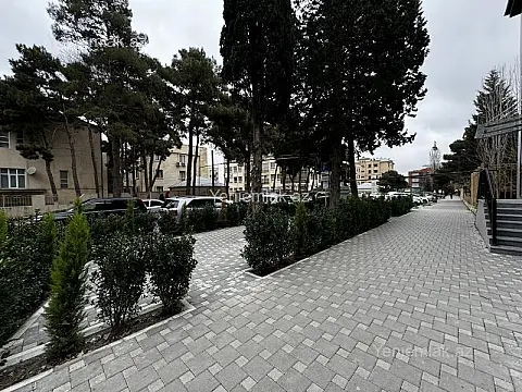 Satılır 3 otaqlı obyekt 530 m²