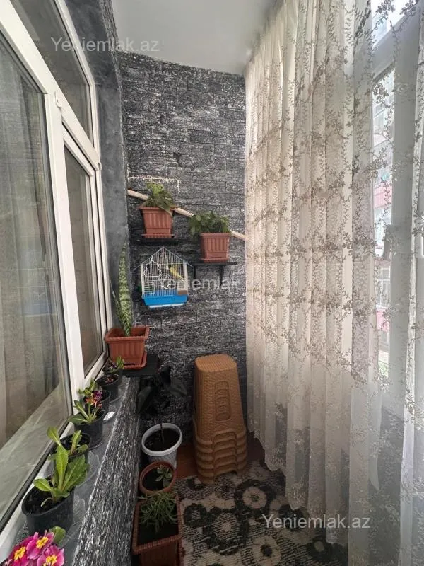 Satılır 3 otaqlı yeni tikili 70 m²