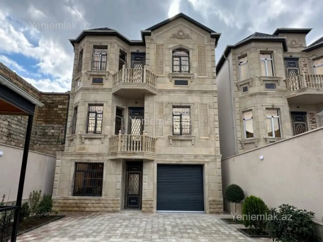 Satılır 6 otaqlı həyət evi 275 m²