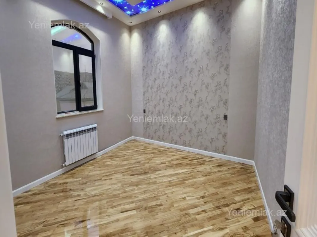 Satılır 6 otaqlı həyət evi 275 m²