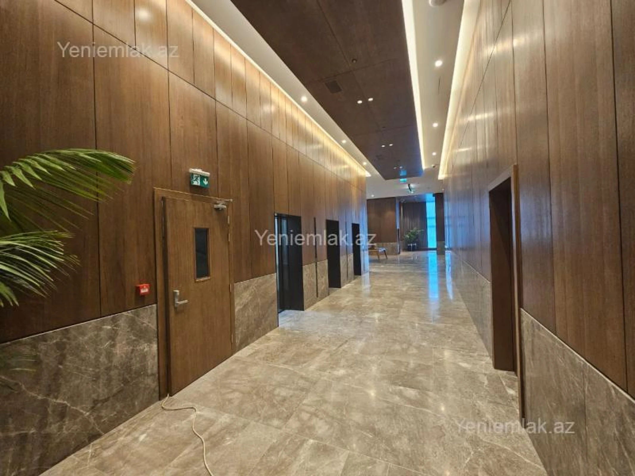 Satılır 3 otaqlı yeni tikili 173 m²