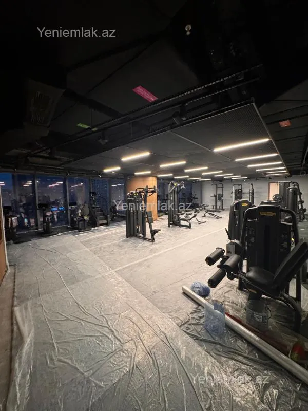 Satılır 3 otaqlı yeni tikili 173 m²