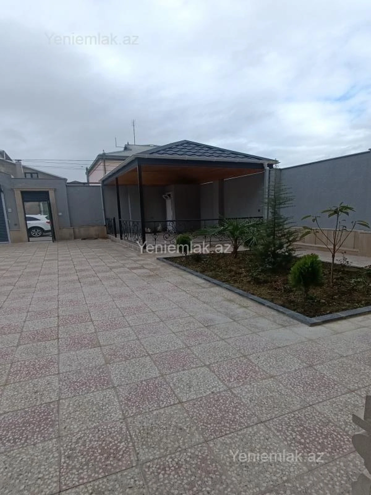 Satılır 6 otaqlı həyət evi 280 m²