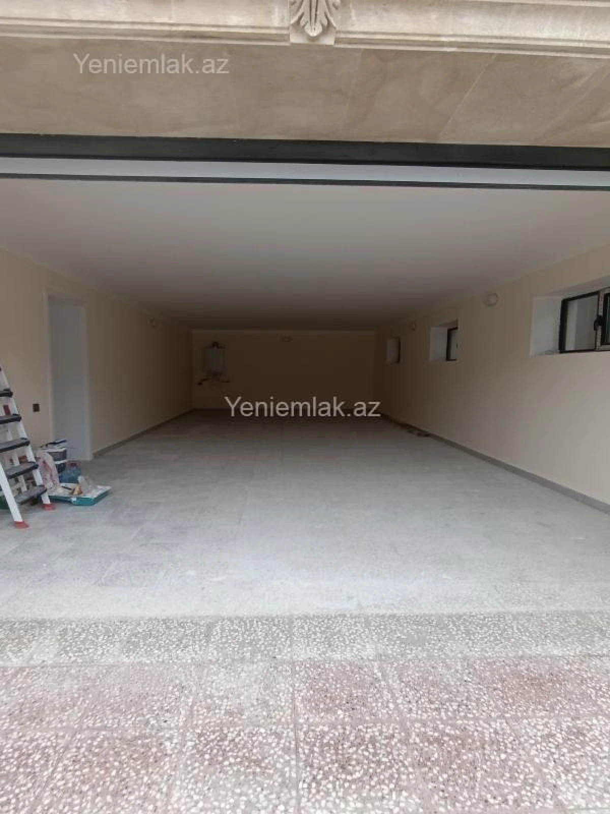 Satılır 6 otaqlı həyət evi 280 m²