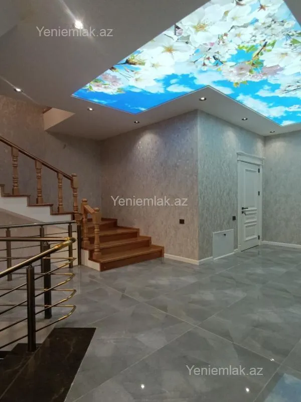 Satılır 6 otaqlı həyət evi 280 m²