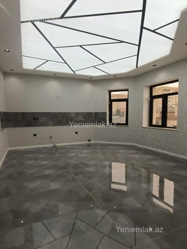 Satılır 6 otaqlı həyət evi 280 m²