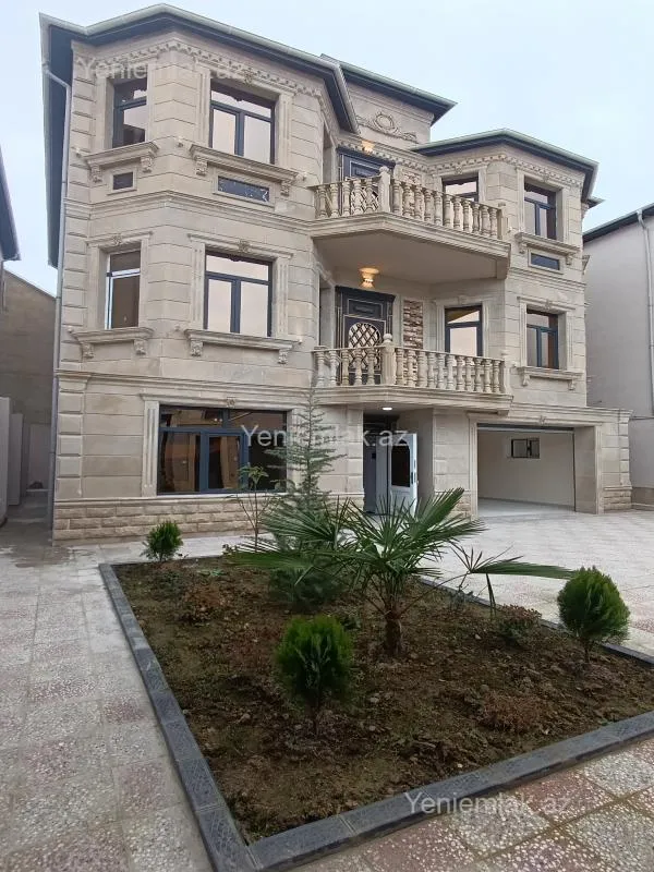 Satılır 6 otaqlı həyət evi 280 m²