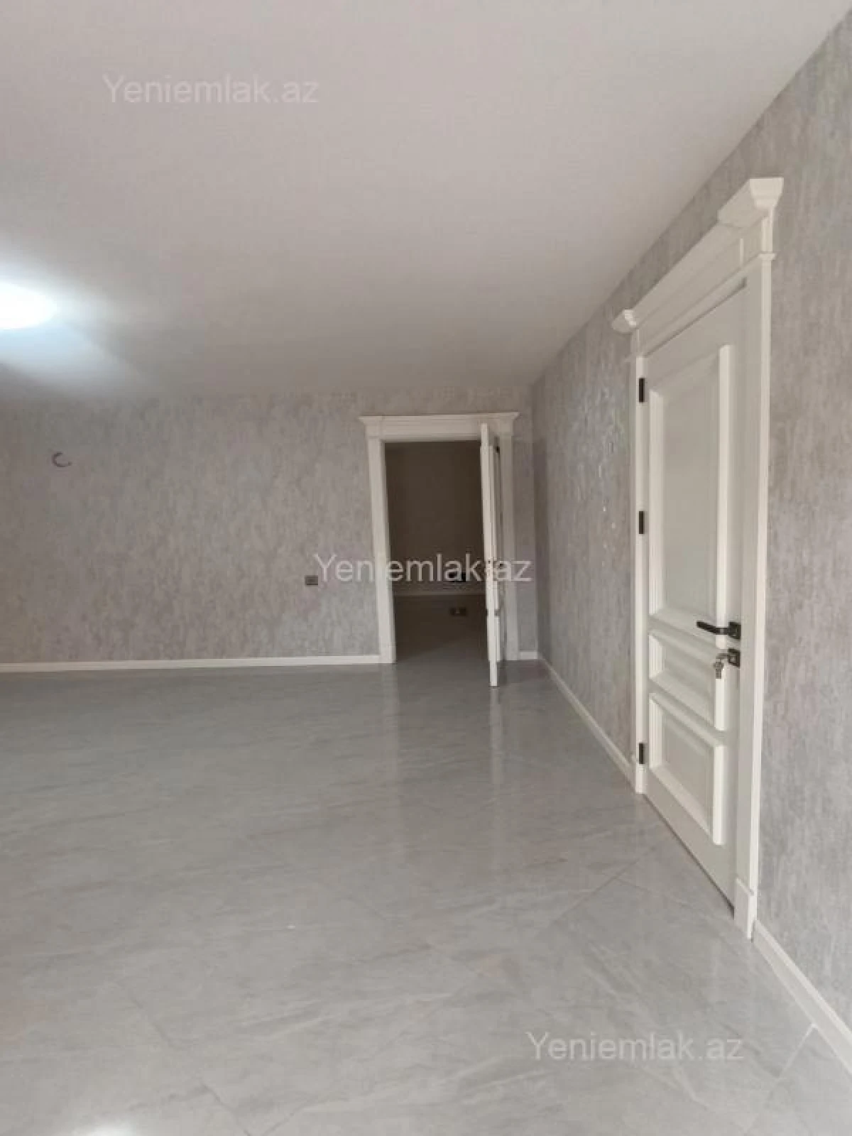 Satılır 6 otaqlı həyət evi 280 m²