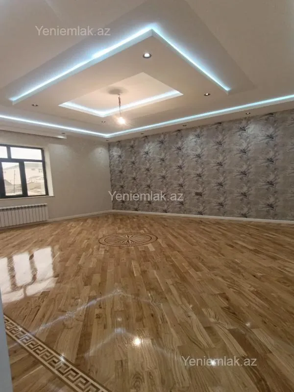 Satılır 6 otaqlı həyət evi 280 m²