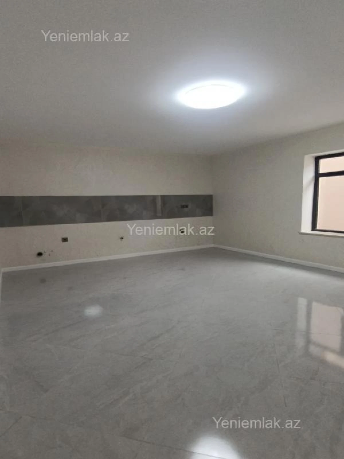 Satılır 6 otaqlı həyət evi 280 m²
